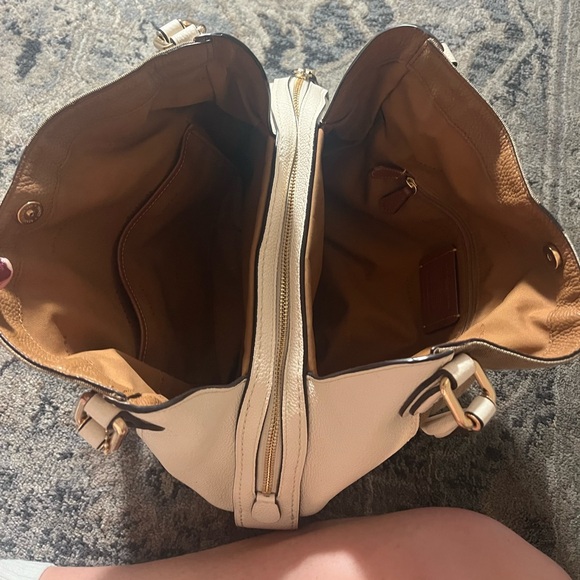 Authentic COACH Horse & Carriage Brown Tote Logo Canvas Handbag Leather Purse - Picture 4 of 7